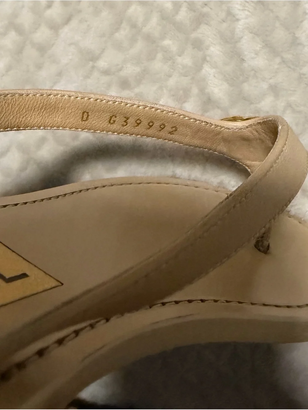 CHANEL Nude Leather CC Logo Thong Sandals